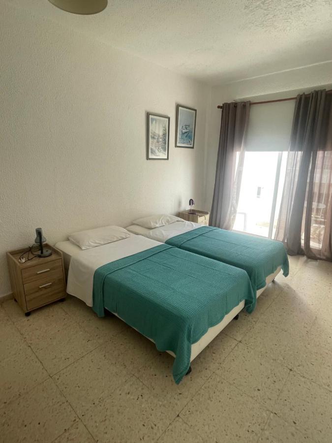 Dream Studio270M From The Beach Paphos Bagian luar foto